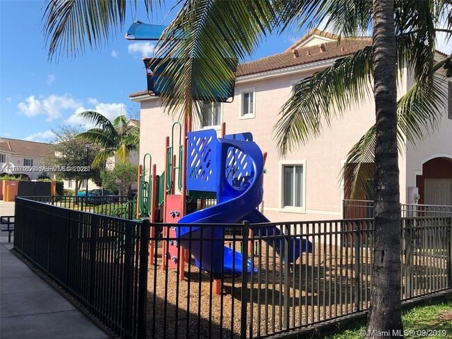 Building Photo - 17333 NW 7th Ave