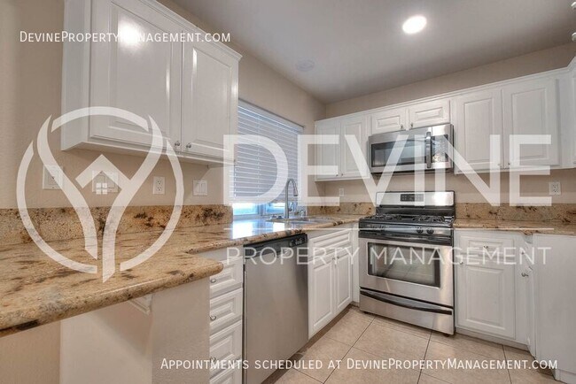 Building Photo - 7338 Greenhaven-Unit 66