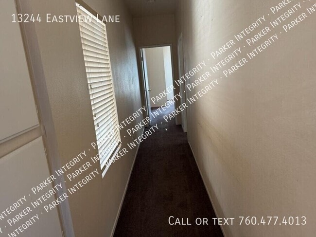 Building Photo - 13244 E View Ln