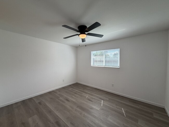 Building Photo - 2616 Casita Dr