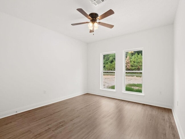 Building Photo - 748 Lockhart Cutoff Rd