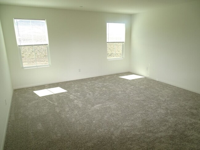 Building Photo - 2929 Gallarate Dr