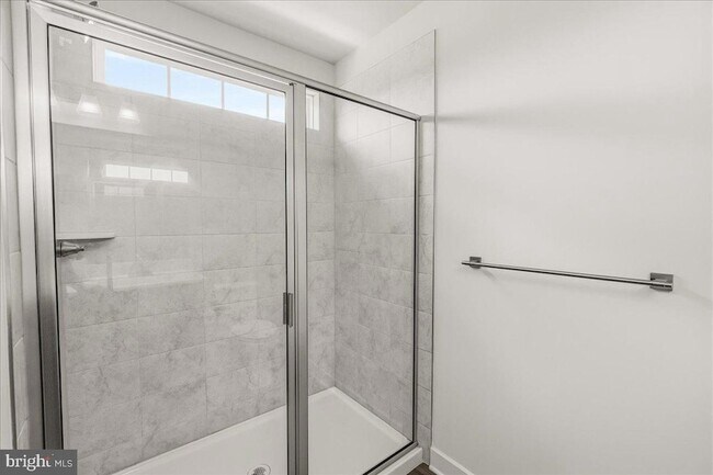Building Photo - 1403 Wilmer Park Ln