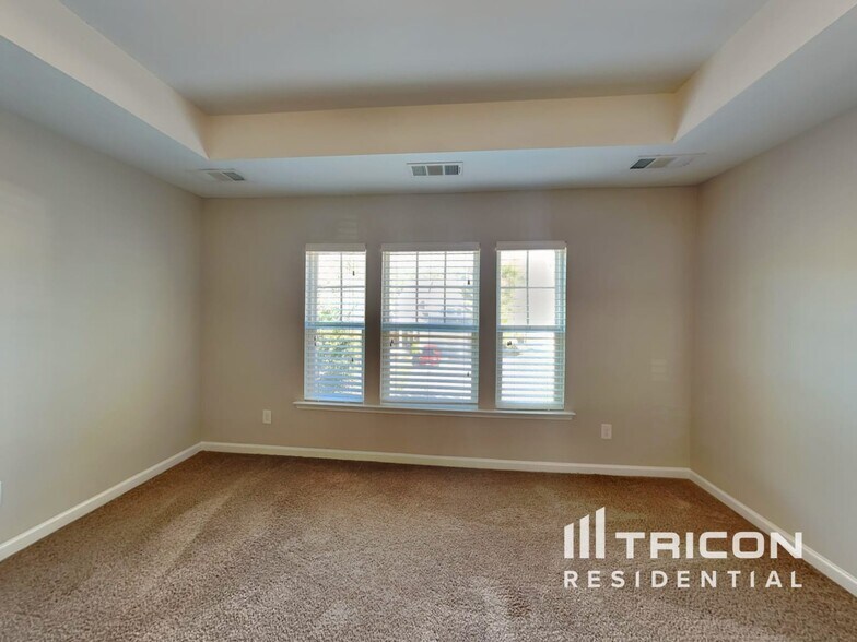 Building Photo - 119 Kasey Dr