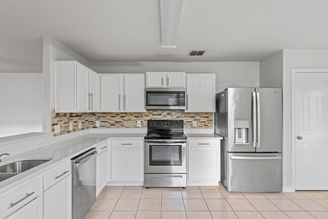 Building Photo - 10926 Acorn Canyon