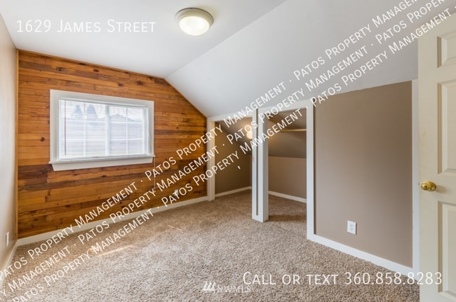Building Photo - 1629 James St