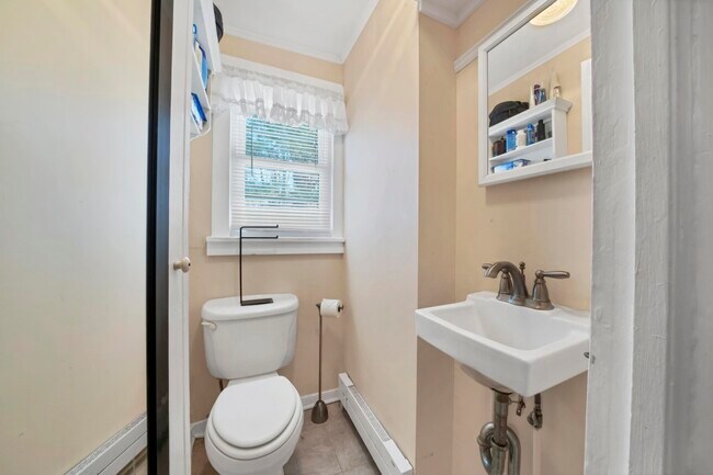 Building Photo - 59 Furnace Rd