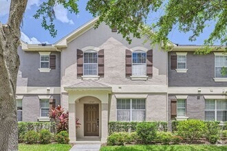Building Photo - Windermere townhouse