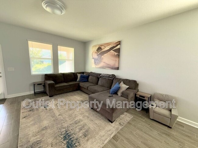 Building Photo - 12010 Grammar Ln