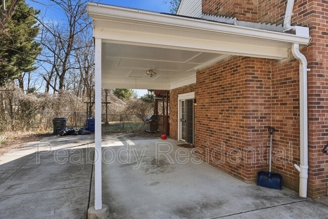 Building Photo - 3343 Slade Run Dr