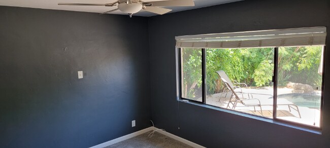 Building Photo - 8044 E Cambridge Ave