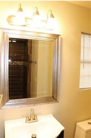 Building Photo - 13638 Pyramid Dr