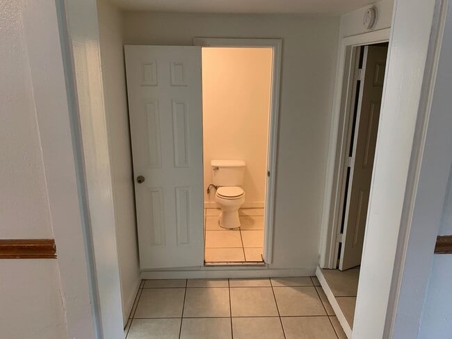 Building Photo - 4/2 House on Atkamire Drive, available now!