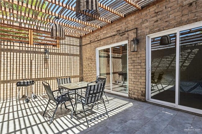 Building Photo - 18 La Vista Ave