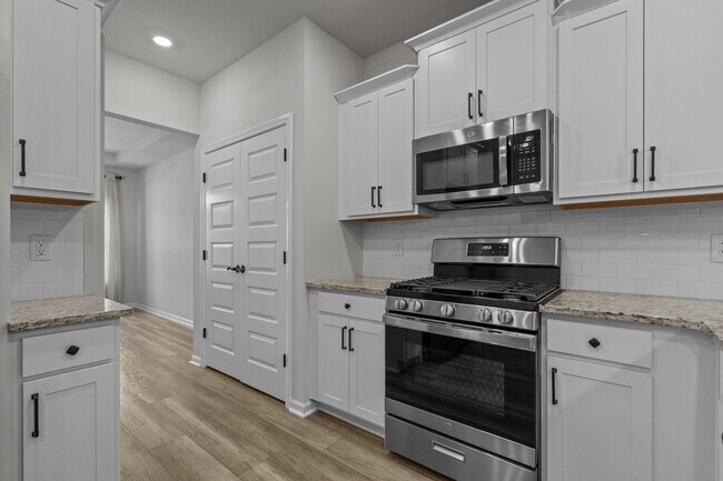Building Photo - 135 Empyrean Cir