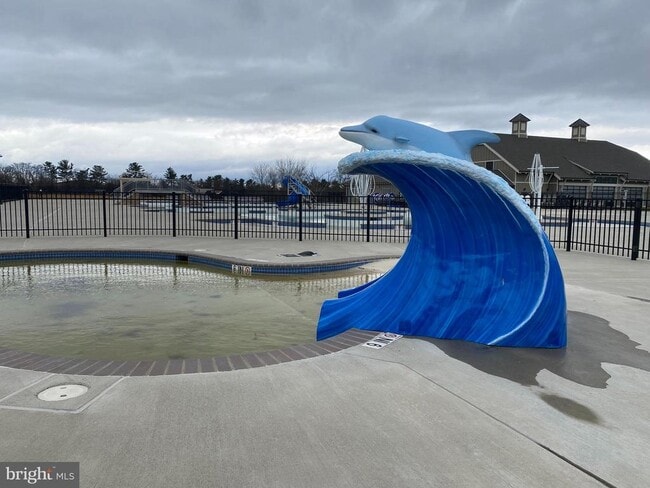 Building Photo - 8612 Shady Pines Dr