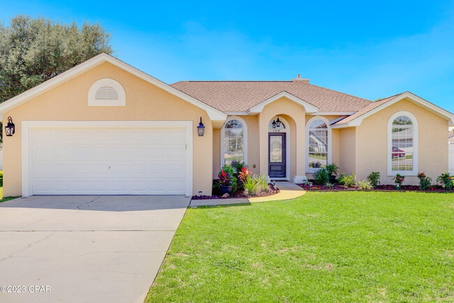 Primary Photo - 108 Leeward Way