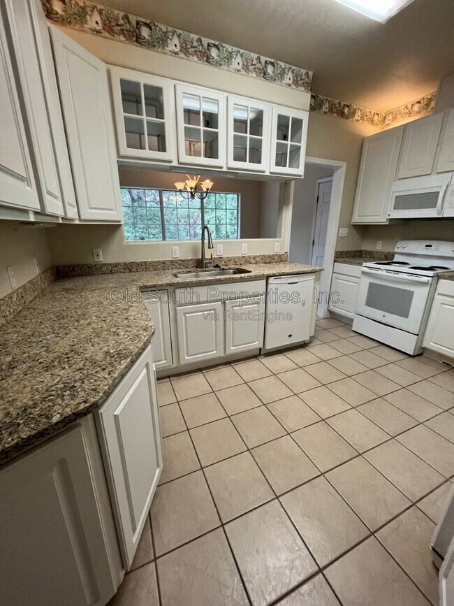 Building Photo - 754 Crooked Oak Dr