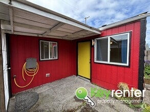 Building Photo - Charming North Tacoma Retreat with Private...