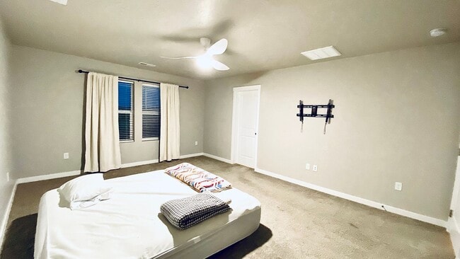 Building Photo - Beautiful 4 Bedroom, 4 Car Garage With RV Parking in Star