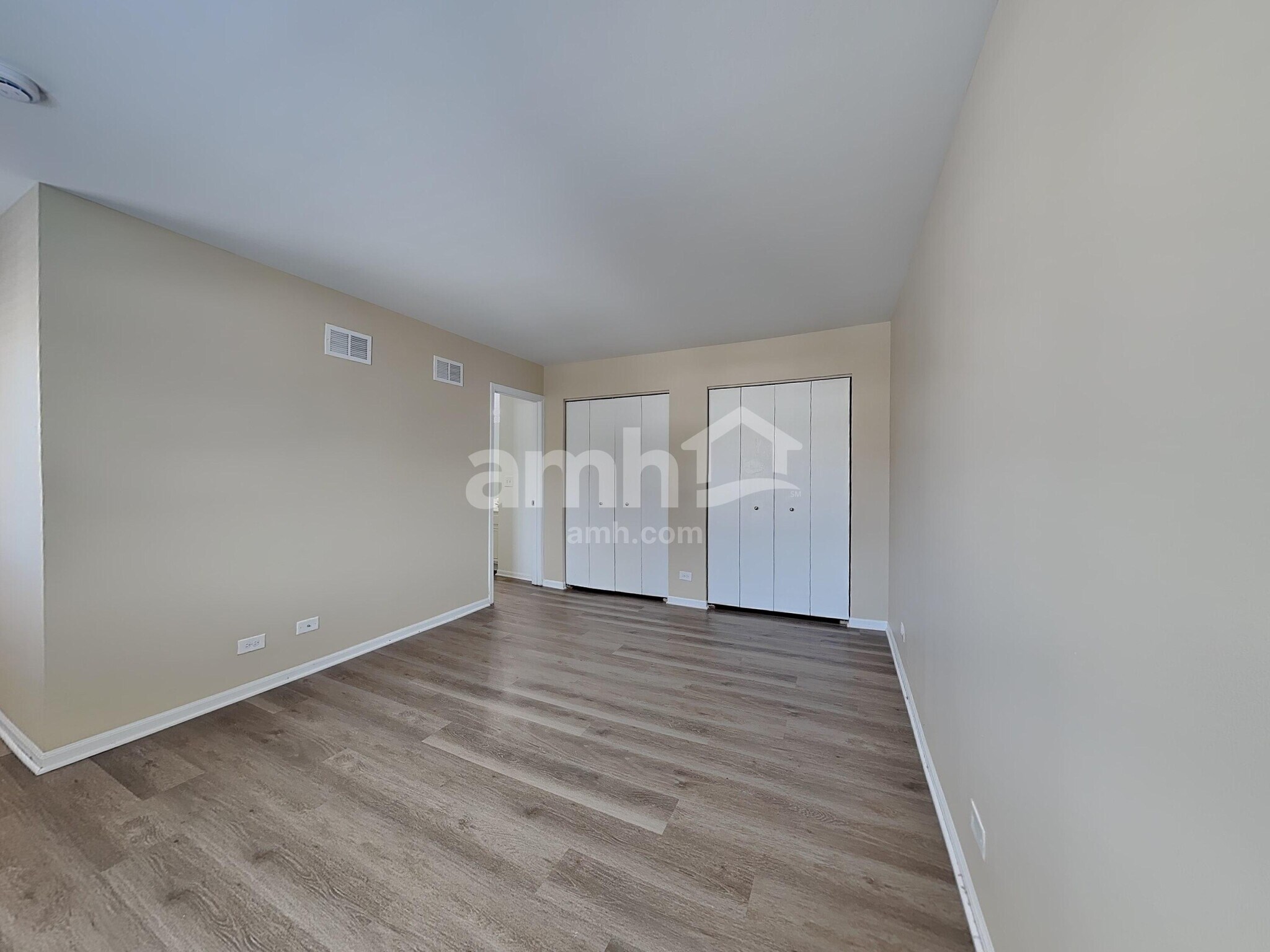 Building Photo - 790 Dogwood Ln