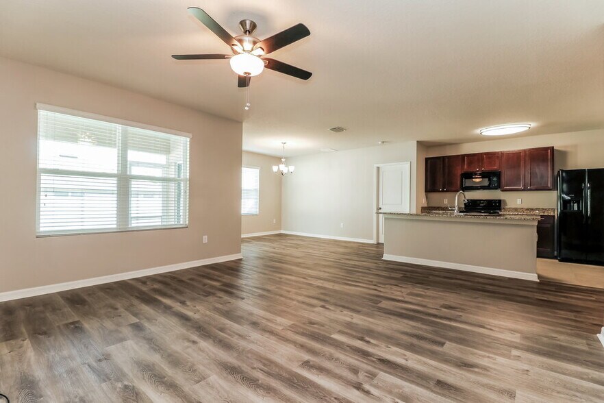 Building Photo - 3767 Bramblewood Loop