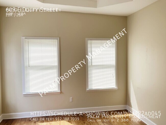 Building Photo - 609 E Duffy St