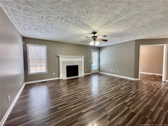 Building Photo - 271 Stone Cross Dr