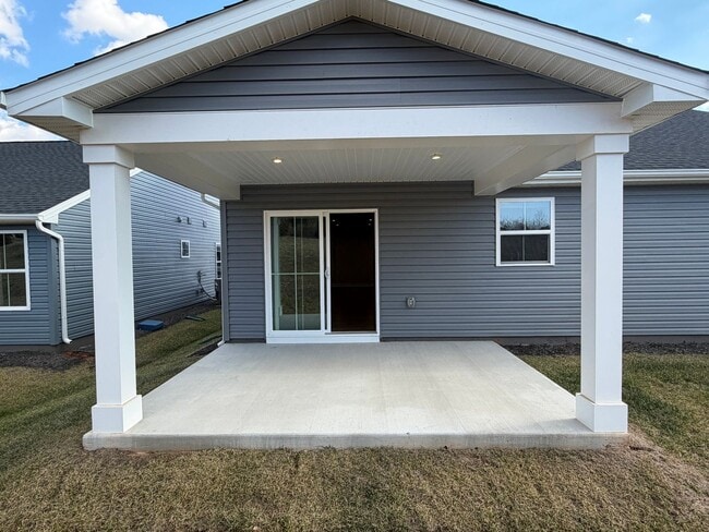 Building Photo - 80 White Sands Blvd