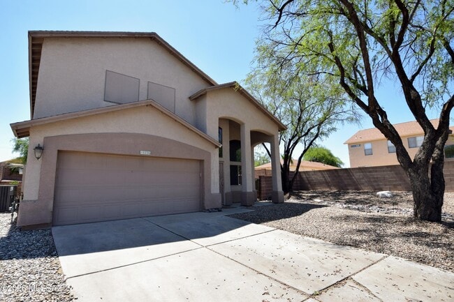 Building Photo - 10226 E Desert Eden Pl
