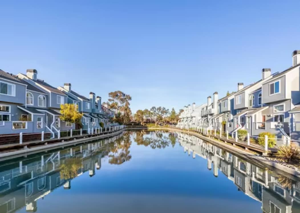 Building Photo - 836 Boardwalk Pl