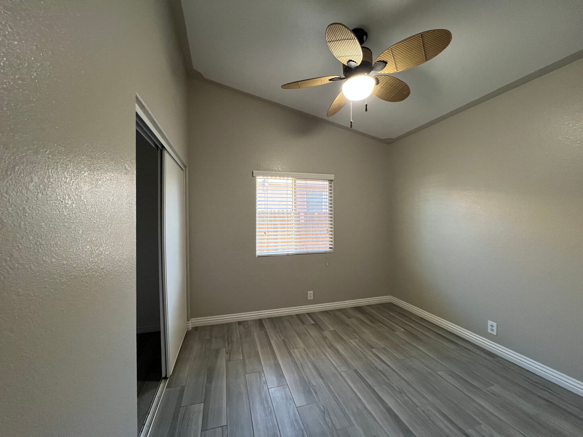 1st Bedroom - 9083 Powell Ave