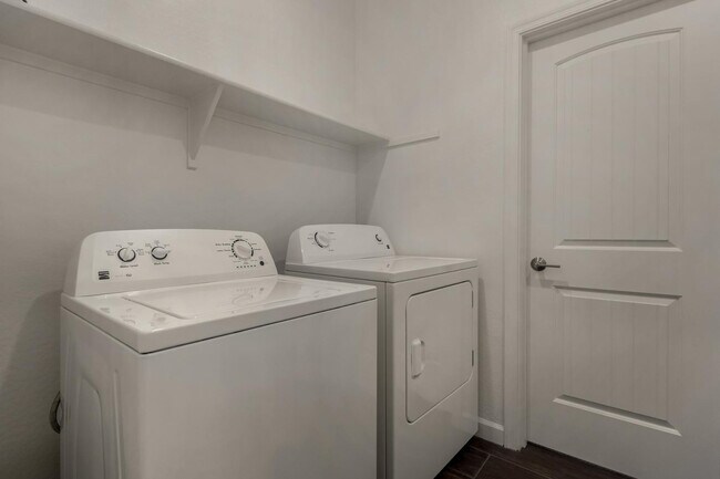 Building Photo - 20396 W Brittlewood Ave