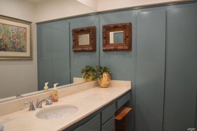 Building Photo - Casa Sonora, Furnished, Seasonal terms