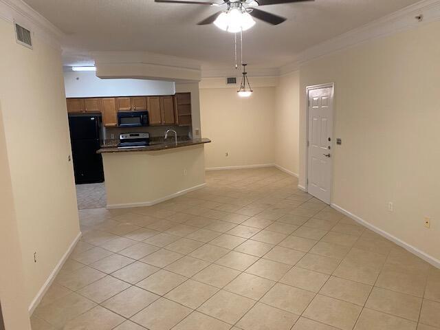 Building Photo - 9857 Baywinds Blvd