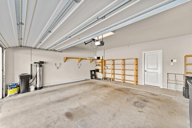 Building Photo - 1326 Paige St