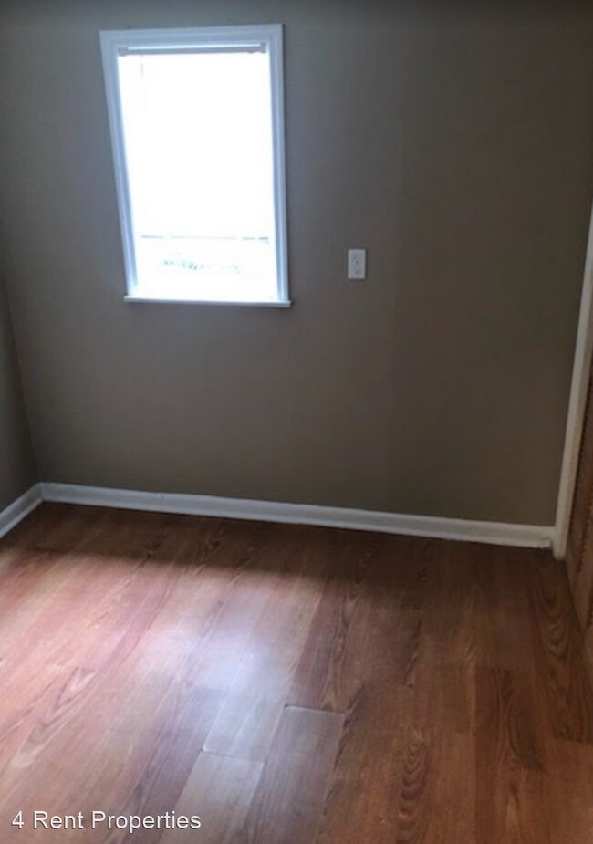 Building Photo - 2 br, 1 bath House - 112 Wilson Ct.