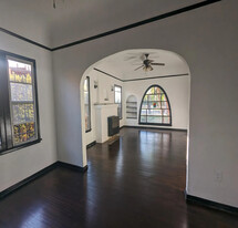 Building Photo - 1264 Browning Blvd