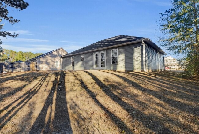 Building Photo - 213 Church Hill Ct