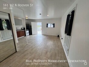 Building Photo - 161 1/2 N Hoover St-