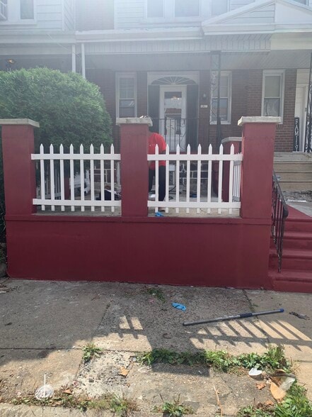 Building Photo - 538 E Carver St