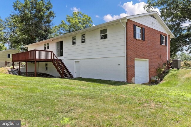 Building Photo - 579 Overcash Rd