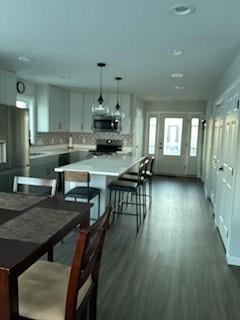 Building Photo - 160 S Jerry Cove