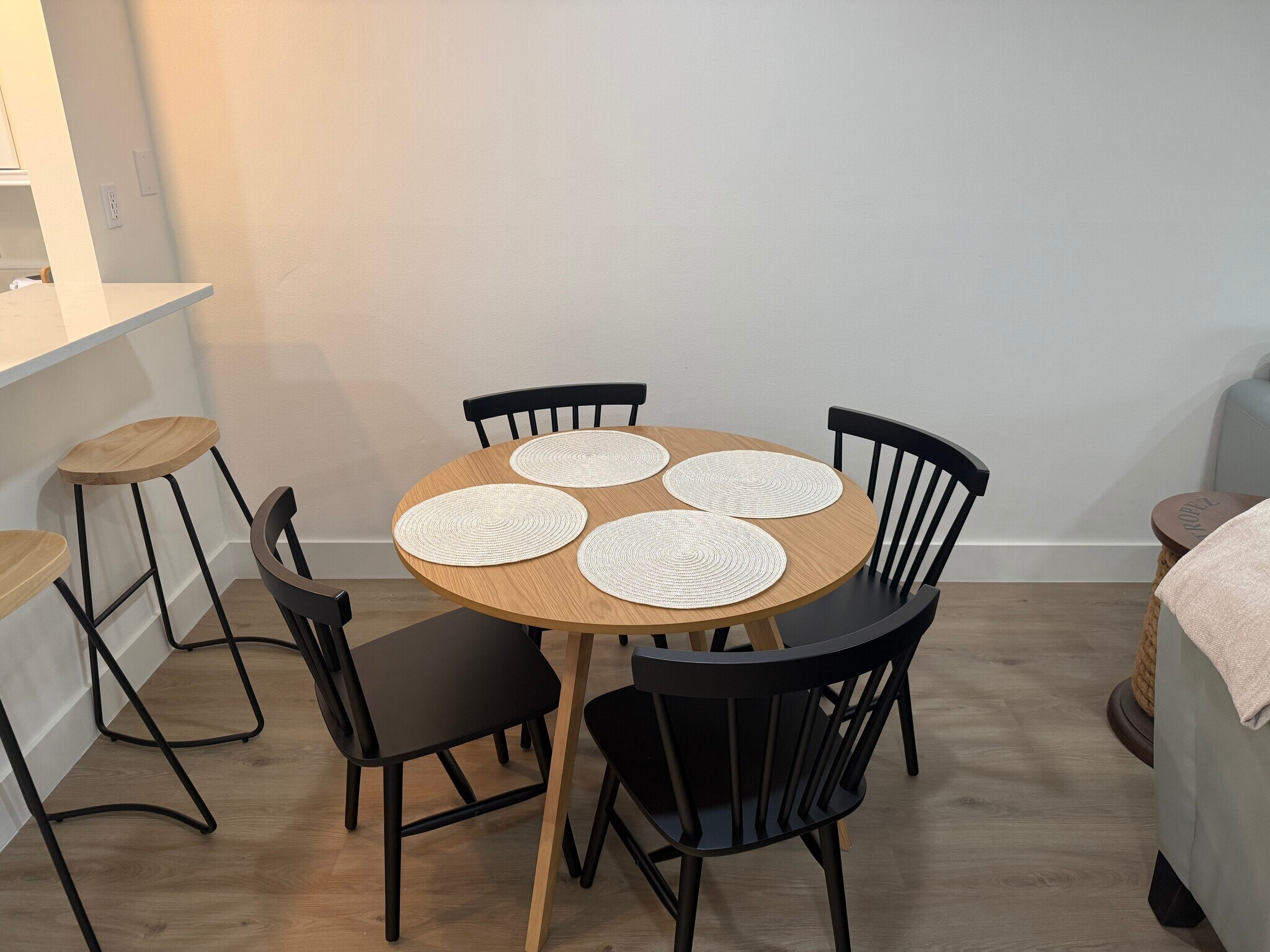 Building Photo - 401 Airport Ave E