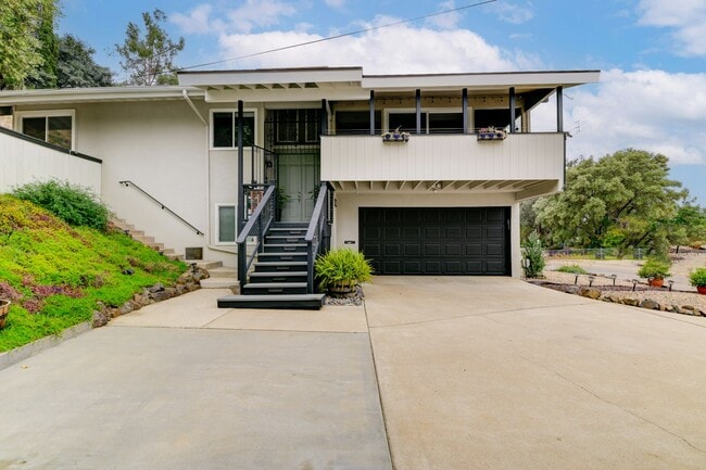Building Photo - 3909 Nereis Dr
