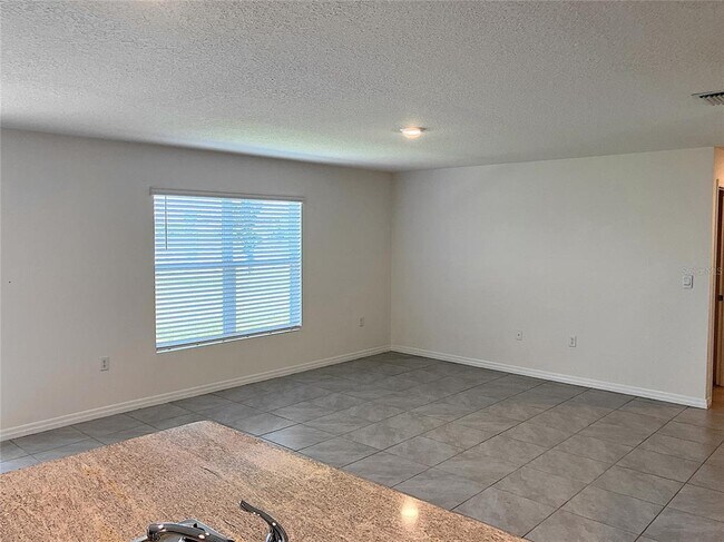 Building Photo - 11889 Downy Birch Dr