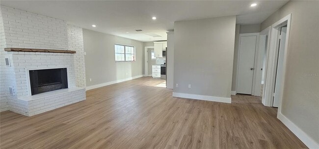 Building Photo - 5145 17th Ave N