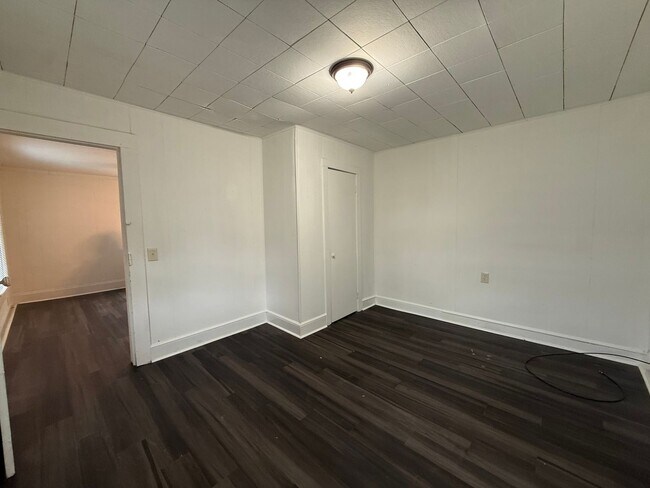 Building Photo - 2 Bedrooms, 1 Bathroom with Bonus Room - Home in West Rome!