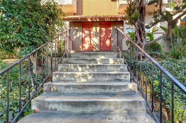 Building Photo - 1711 Grismer Ave