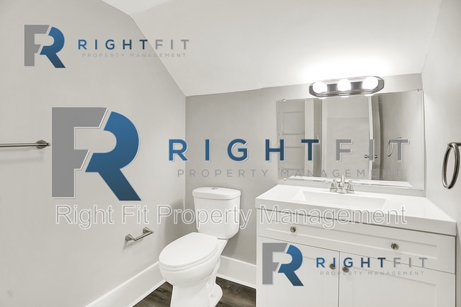 Building Photo - 3430 Carrollton Ave